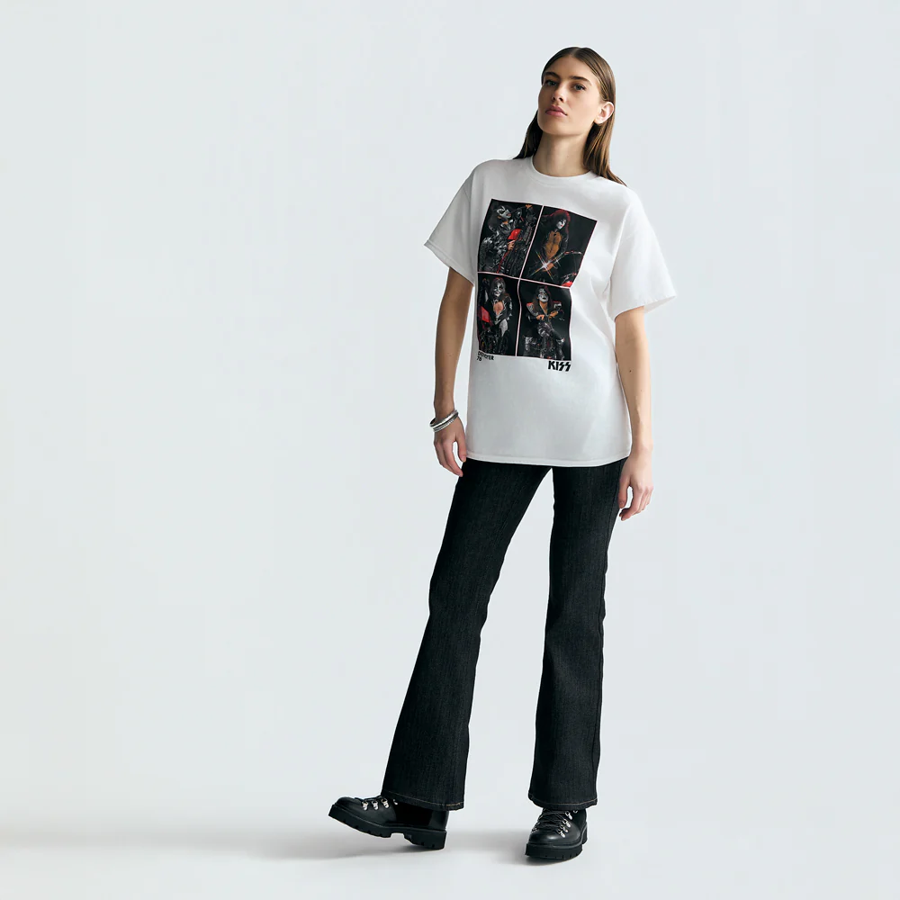159-moto-shoot-t-shirt-2.webp Moto Shoot T-Shirt